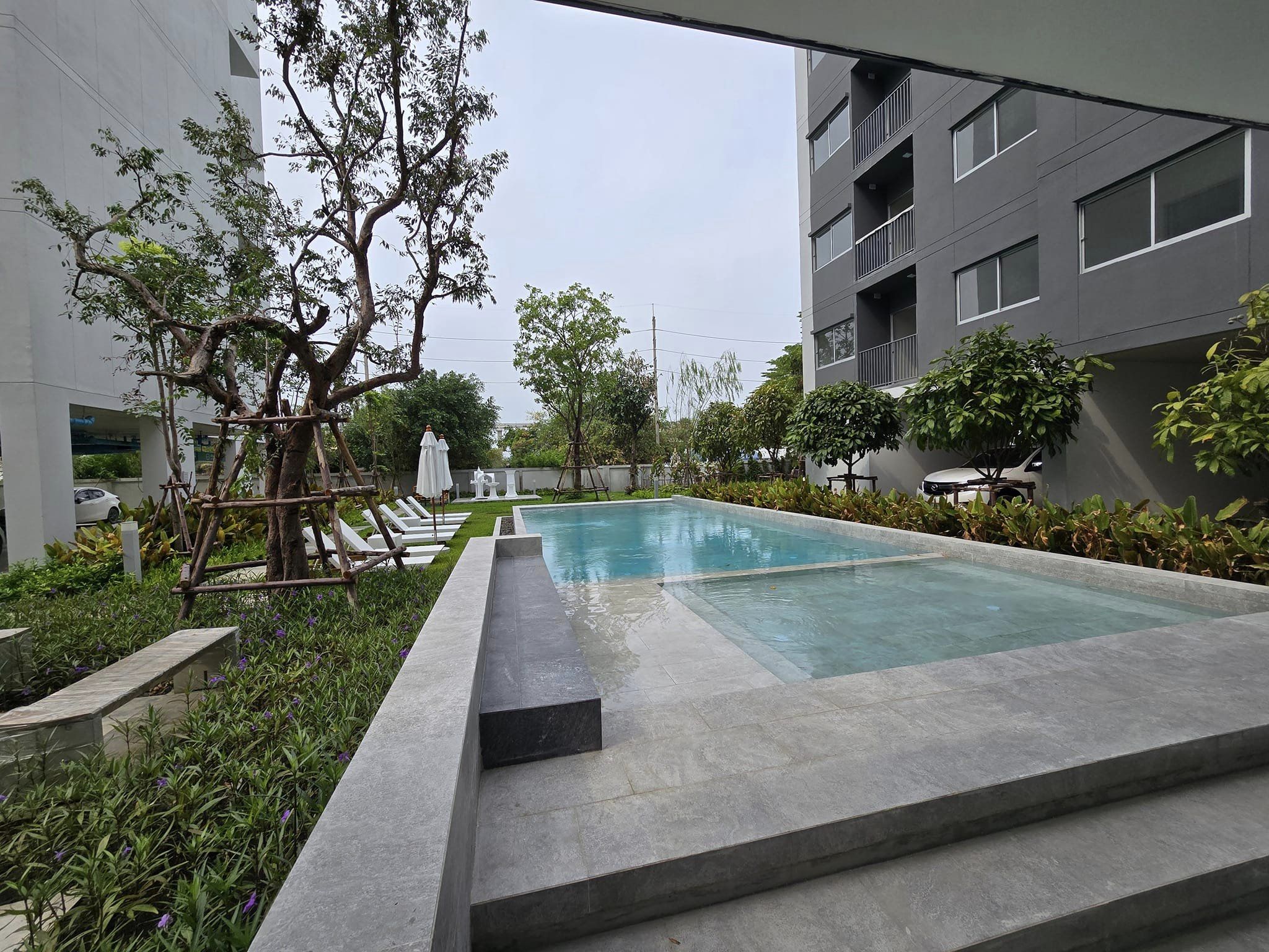 ปล่อยเช่าคอนโด Sena Kith Srinakarin - Sridan (เสนาคิทท์ ศรีนครินทร์ - ศรีด่าน) - 2ห้องนอน 1ห้องนั่งเล่น 1ห้องน้ำ - ใกล้ MRT ศรีด่าน - ขนาดห้อง 44 ตรม. ชั้น 6