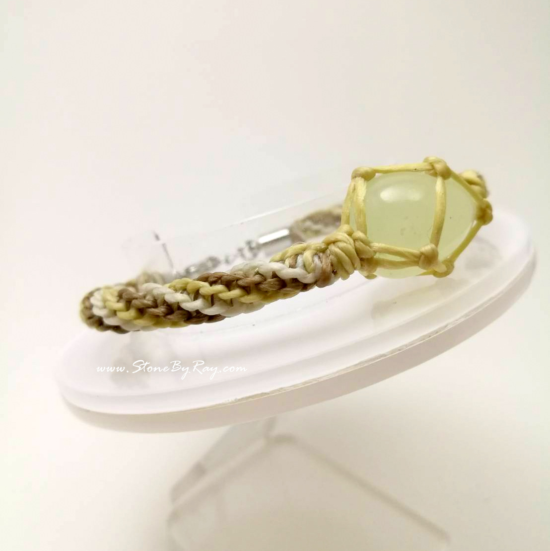 สร้อยข้อมือเชือกถักหินพรีไนท์ (Prehnite)