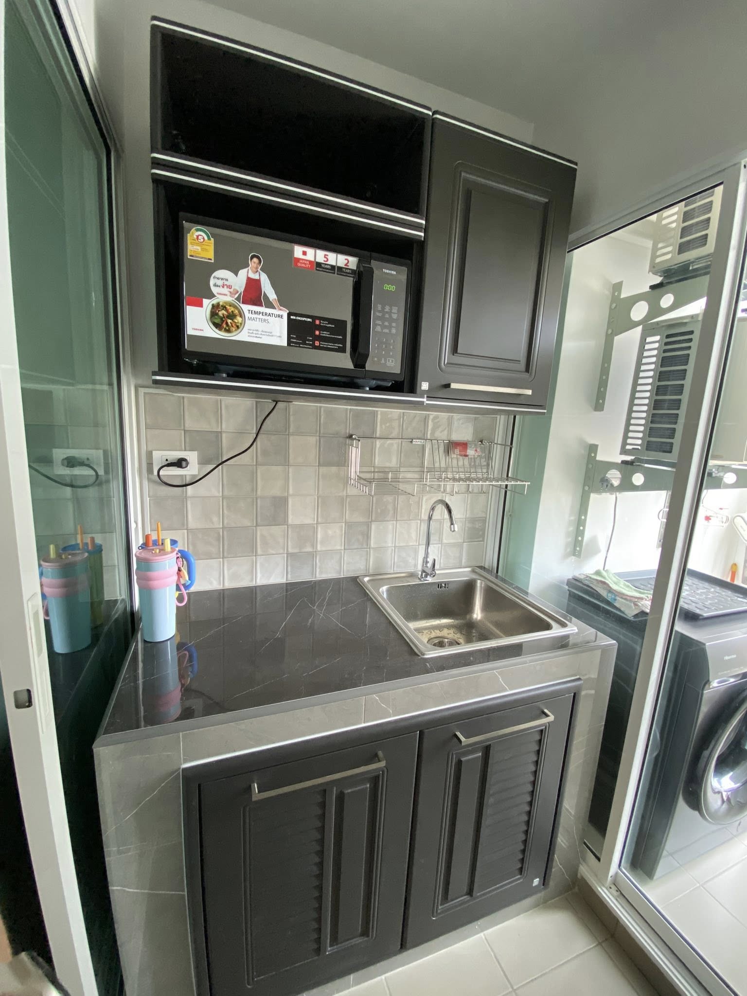 ให้เช่าคอนโด Regent home bangna (รีเจ้นท์ โฮม บางนา) โซนพื้นที่ BTS บางนา ห้องแบบ 1ห้องนอน / 1ห้องน้ำ / โซนครัวปิด · ขนาดห้อง 28 ตรม. ชั้น 5 ตึก A