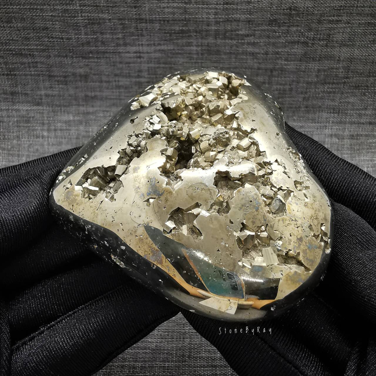 ไพไรต์เปรูเจียรรูปหัวใจ Pyrite