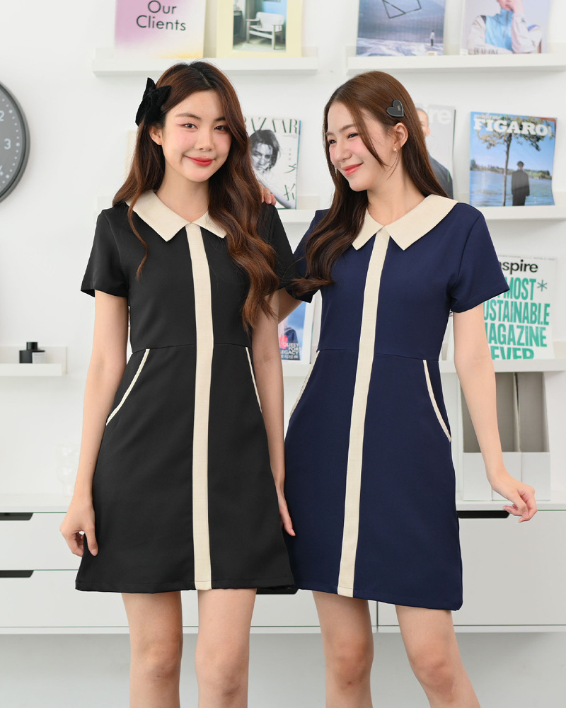 kudapy เดรสแขนสั้นทรงเอ ดีไซน์คอปก ตัดต่อเล่นสีทูโทนที่ปกและแถบสีกลางลำตัวมีกิมมิคลายผ้าเล็กๆ คู่สีทูโทนน่ารักละมุ