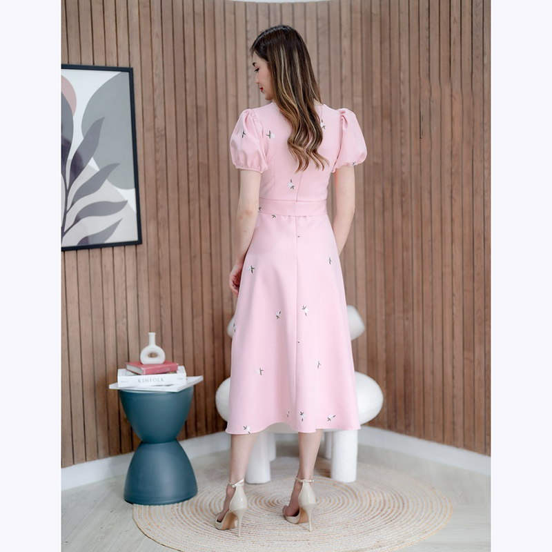 kudapy เดรสยาวสีขาว/สีชมพู แขนตุ๊กตาแต่งกระดุม