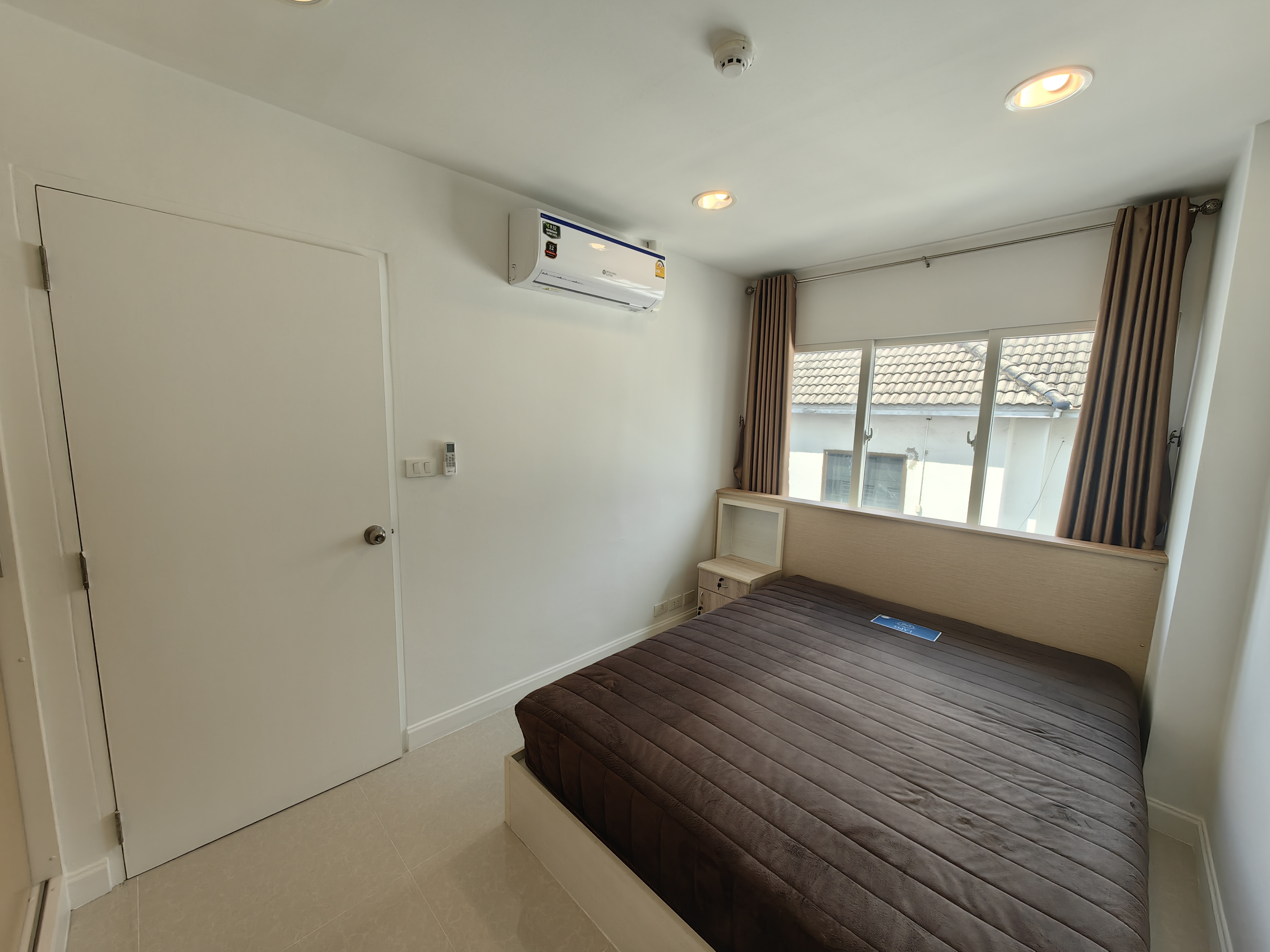 ❤️คอนโดหรูสาทรใกล้ IconSiam แลนด์มาร์คกรุงเทพ BTS กรุงธนบุรี 450 เมตร ตกแต่งพร้อมอยู่ เฟอร์นิเจอร์ครบ กู้เกินได้ ❤️Sathorn Condo near IconSiam, Bangkok Landmark, BTS Krung Thonburi 450 meters.