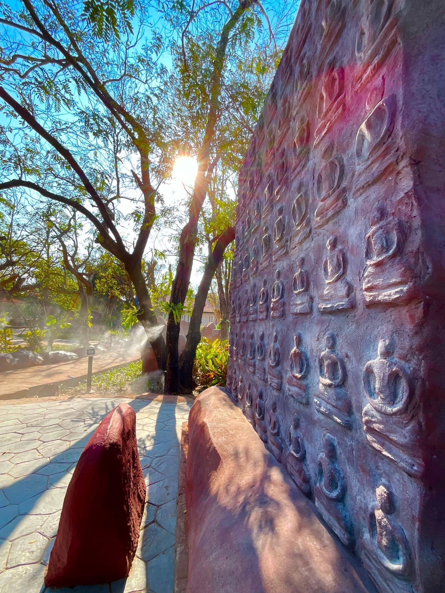 งานออกแบบ จัดสร้างสวนพุทธศิลป์ อุทยานพระนาดูนทะลุมิติ จ.มหาสารคาม สอบถาม โทร 061-6592998