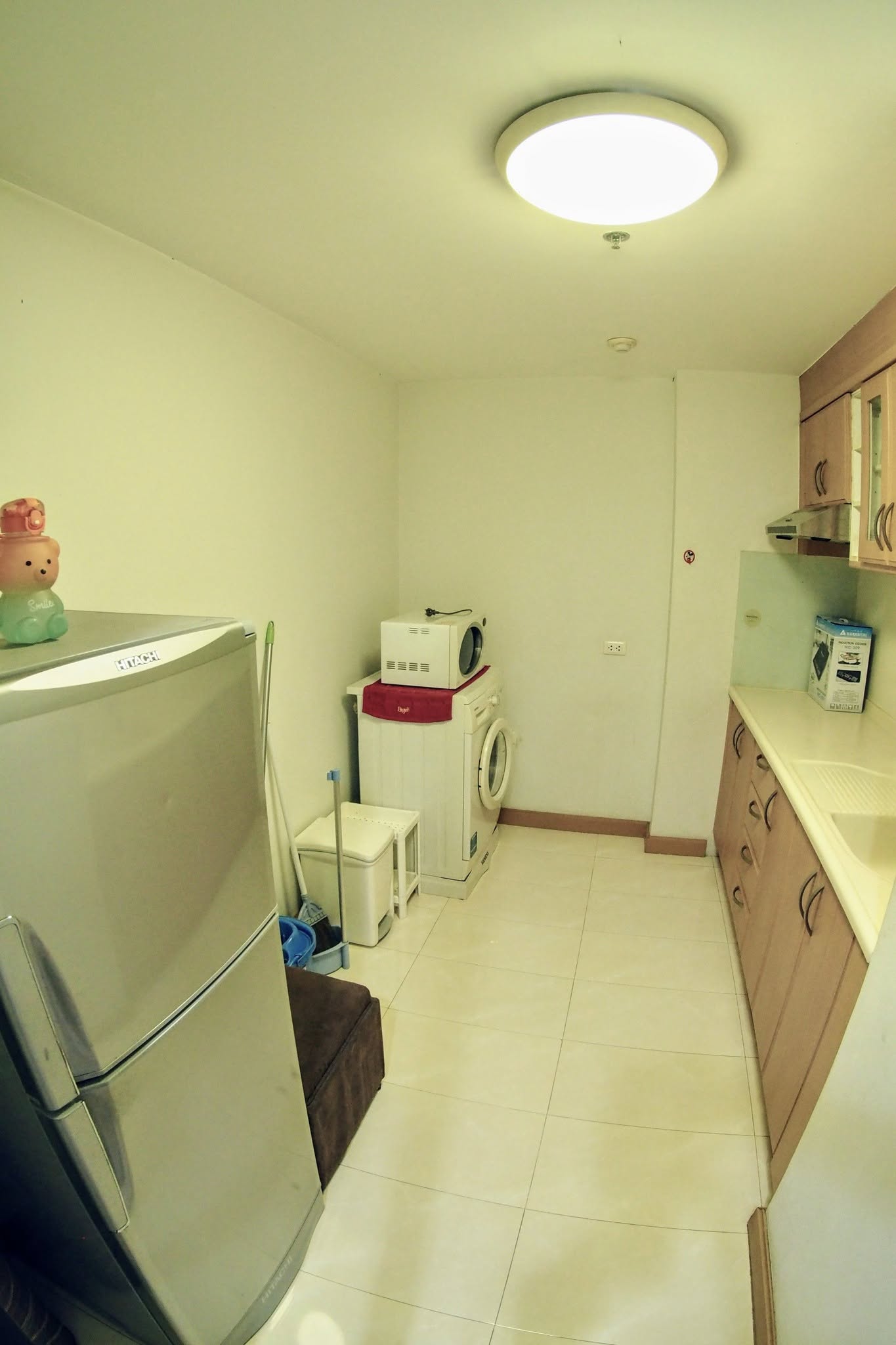 ให้เช่าห้องแบบ 1ห้องนอน 1ห้องน้ำ โซนพื้นที่ ติด มศว. MRT เพชรบุรี คอนโด Supalai Premier Place Asoke (ศุภาลัย พรีเมียร์ เพลส อโศก) High Rise ขนาดห้อง 64 ตรม. ชั้น 22