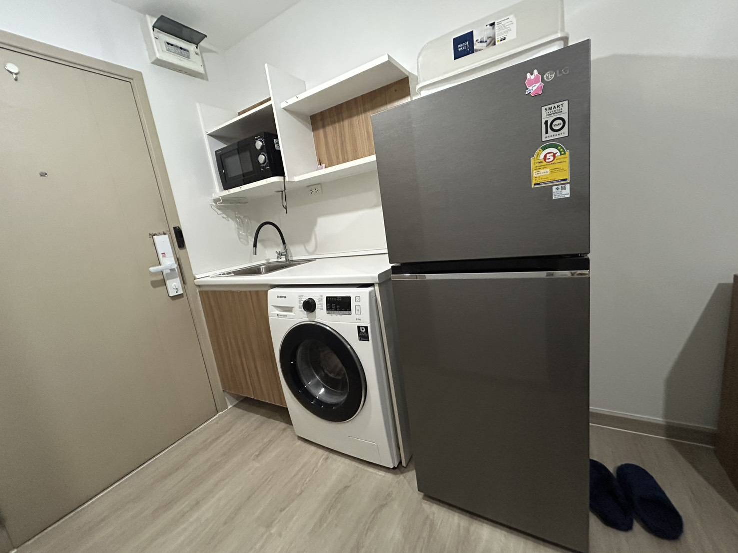 ให้เช่าคอนโด Elio Sukhumvit 64 (เอลลิโอ สุขุมวิท 64) โซน รถไฟฟ้า BTS ปุณณวิถีและอุดมสุข ห้องแบบ Studio / 1ห้องน้ำ ขนาดห้อง 22 ตรม. ชั้น 6 ตึก A