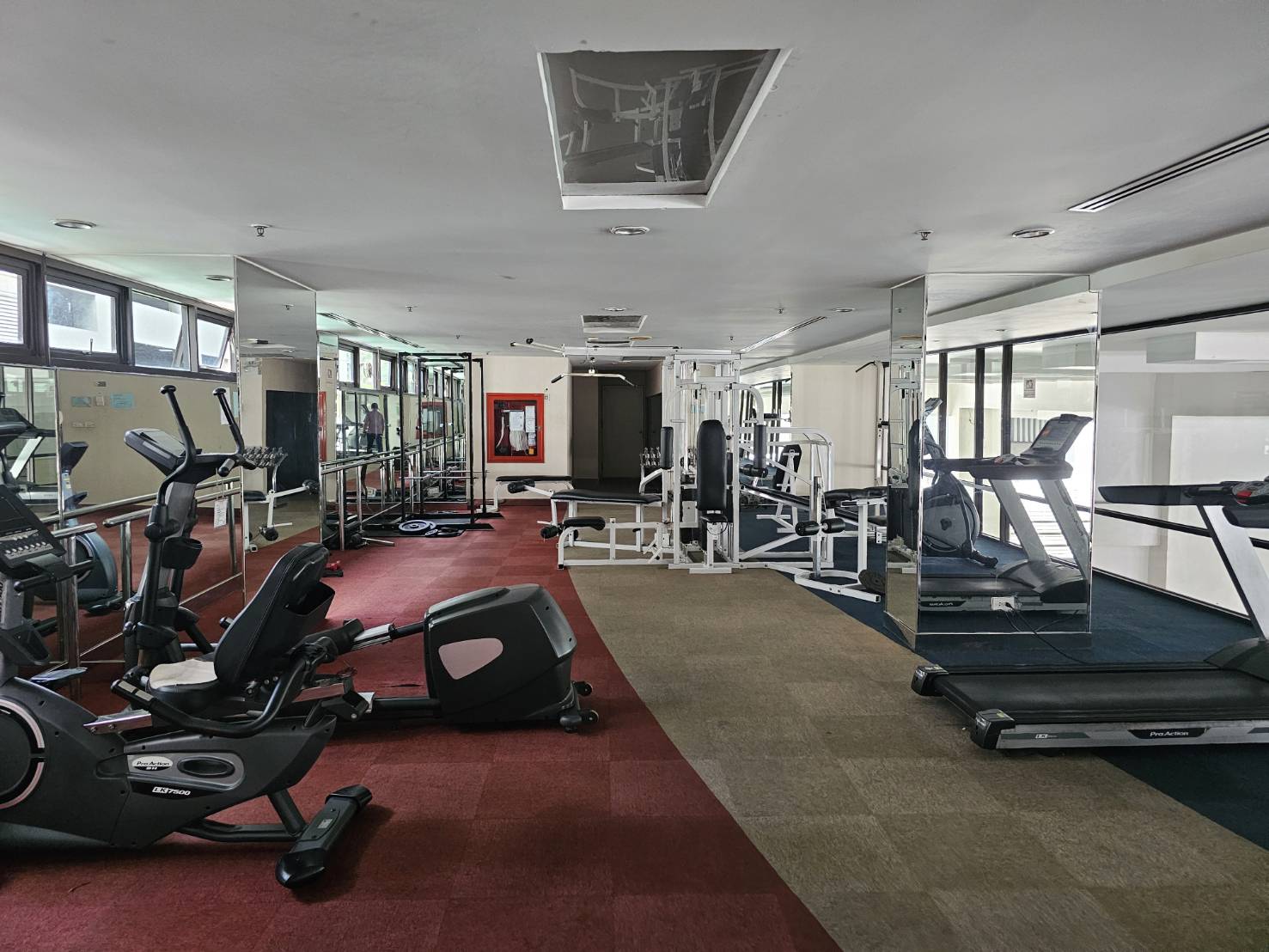 ปล่อยเช่าคอนโด Regent Royal Place 1 (รีเจ้นท์ รอยัล เพลส 1) ซอย มหาดเล็กหลวง 1 - 2ห้องนอน 2ห้องน้ำ 1ห้องนั่งเล่น - ใกล้ BTS ราชดำรึ / เซ็นทรัลเวิลด์ สยาม / จุฬา - ขนาดห้อง 84 ตรม. ชั้น 15