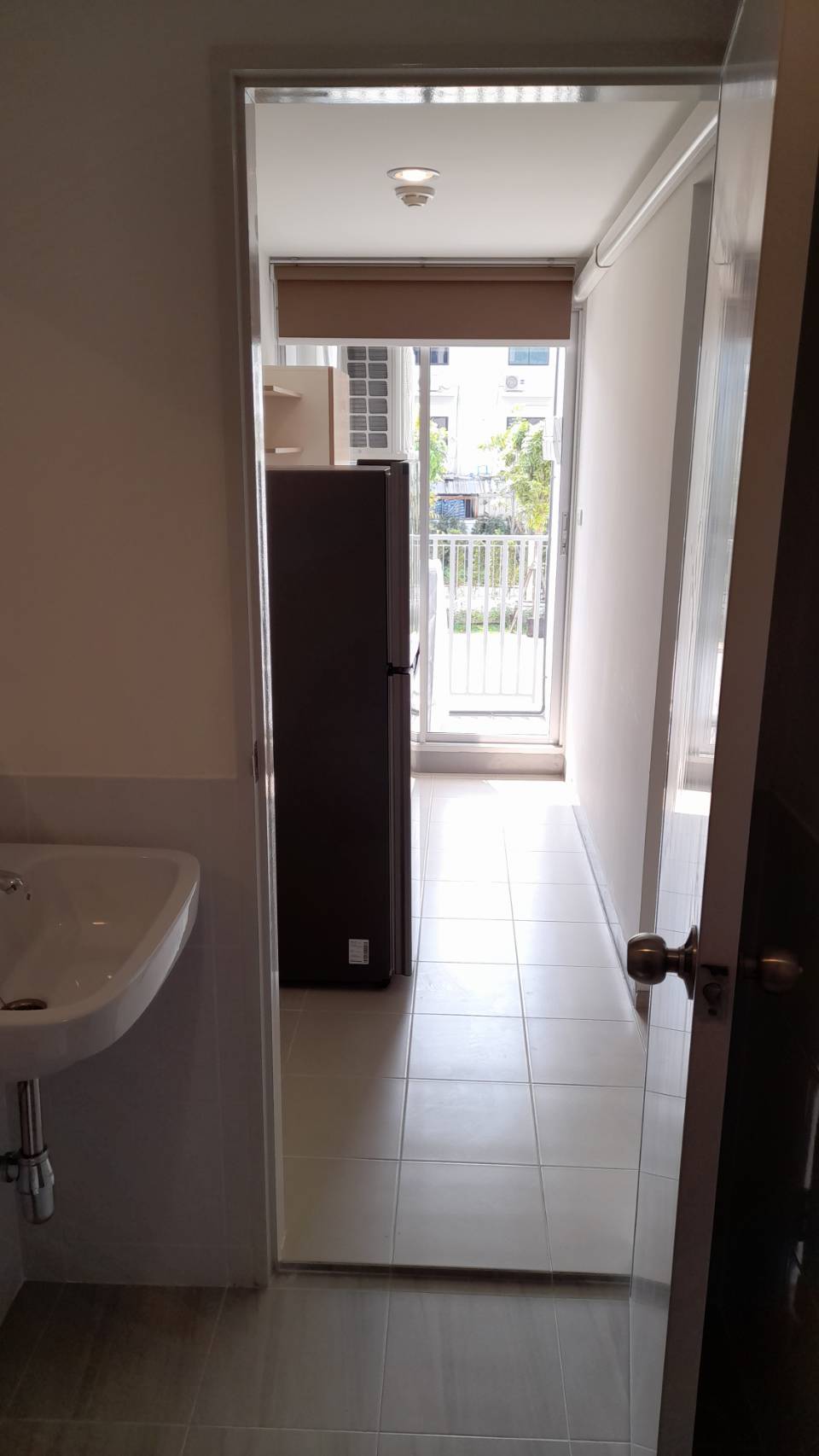 ปล่อยเช่าคอนโด SENA Kith MRT - Bangkae (เสนาคิทท์ เอ็มอาร์ที - บางแค) - เฟอร์เครื่องใช้ไฟฟ้าครบครั้น