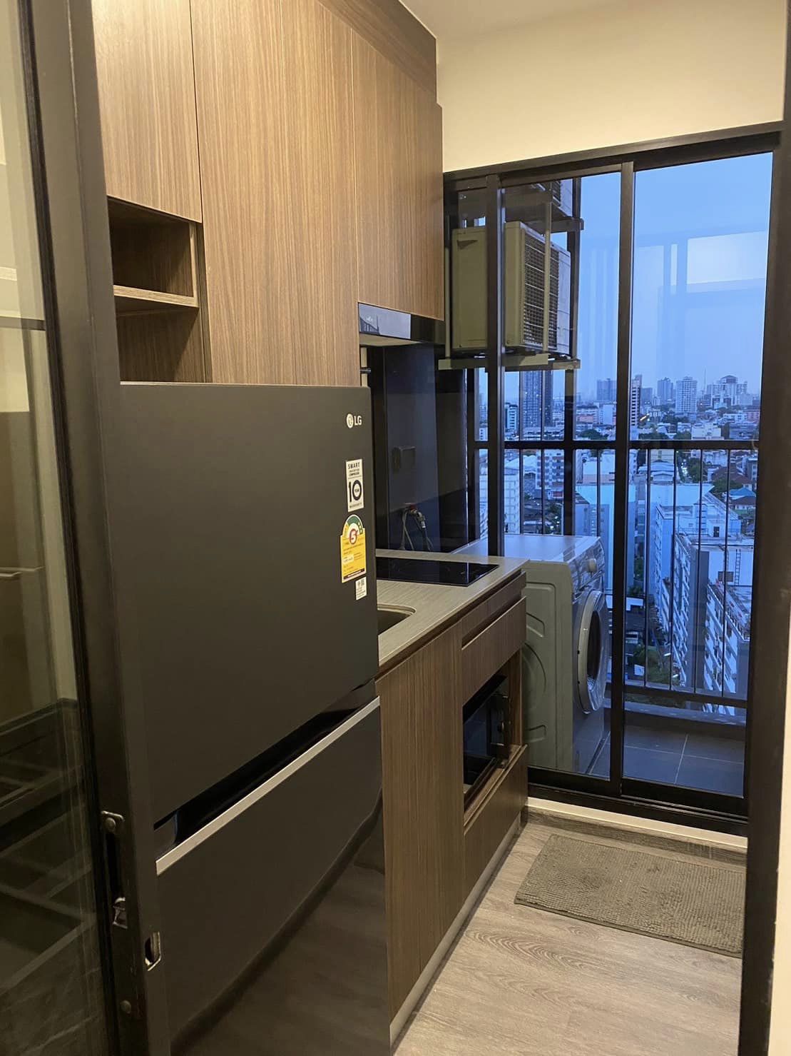 ให้เช่าคอนโด The Origin Ladprao Bangkapi (ดิ ออริจิ้น ลาดพร้าว บางกะปิ) - ตกแต่งเฟอร์ครบห้องใหม่น่าอยู่ - การเดินทาง: ใกล้BTSบางกะปิ