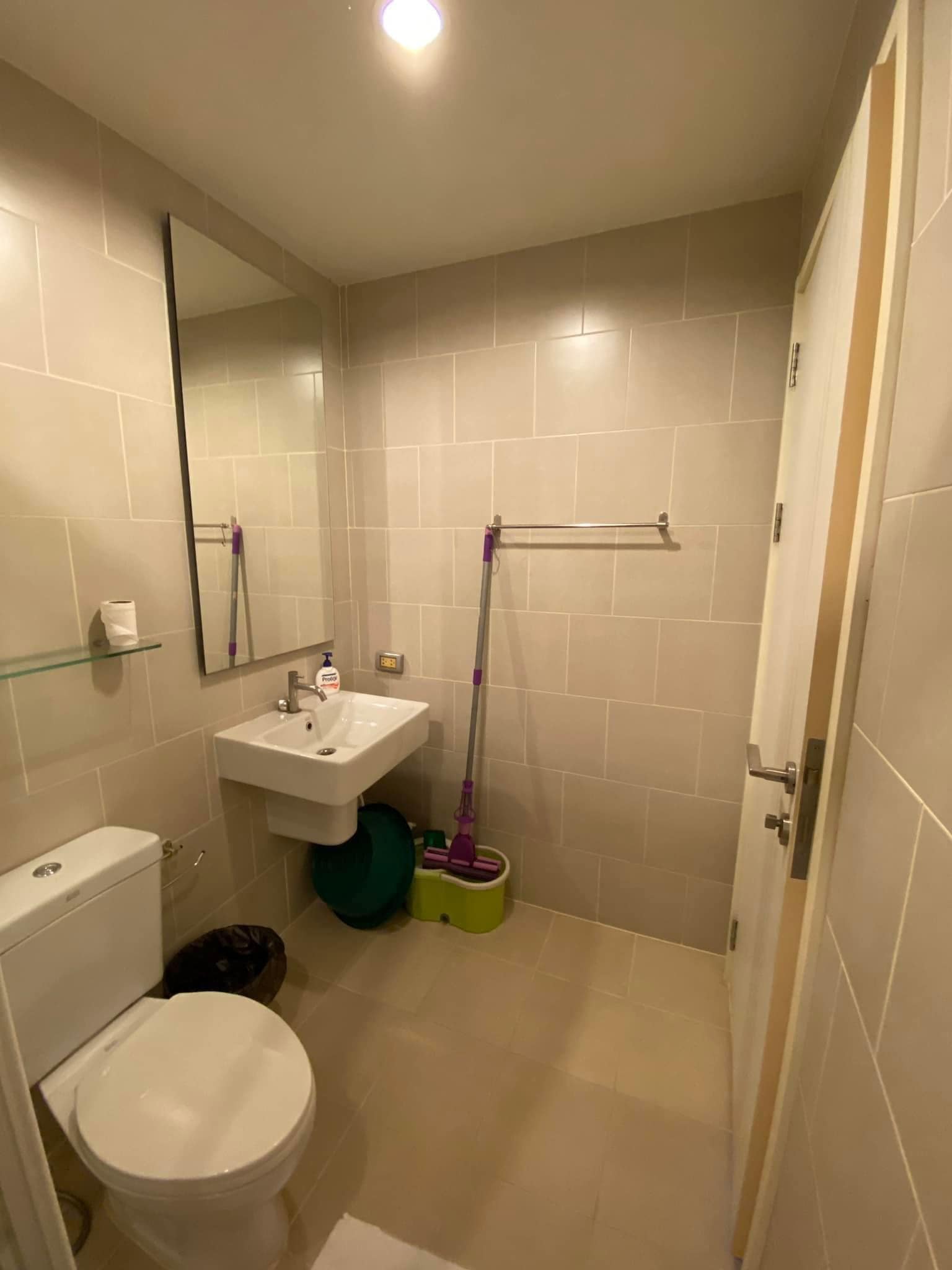 ให้เช่าคอนโด The Base Chaengwattana (เดอะ เบส แจ้งวัฒนะ) - ตกแต่งเฟอร์ครบห้องขนาด 32ตรม.มีเครื่องซักผ้า - การเดินทาง: รถไฟฟ้าสายสีชมพู