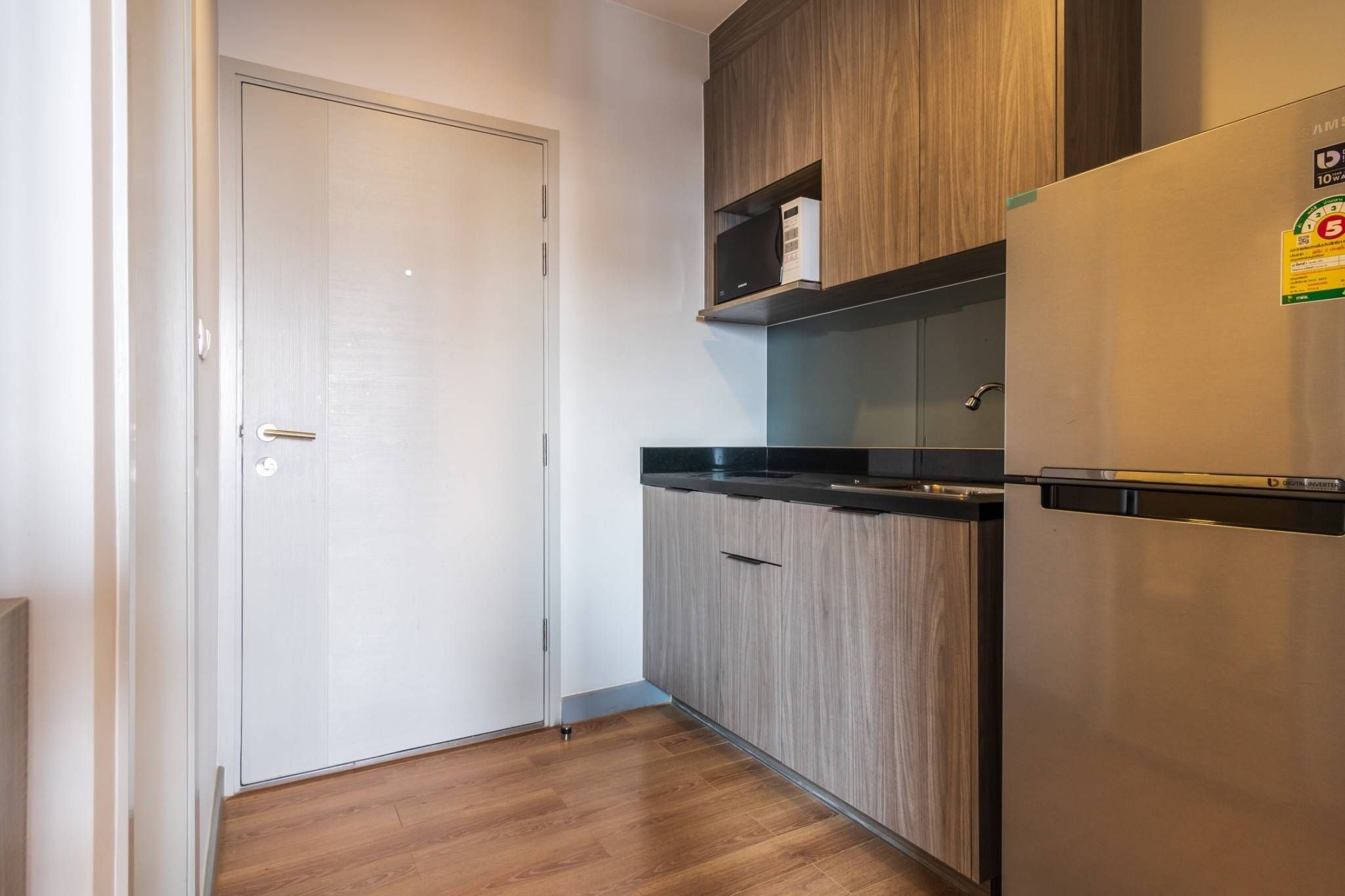 ปล่อยเช่าคอนโด Chapter One Midtown Ladprao 24 : แชปเตอร์ วัน มิดทาวน์ ลาดพร้าว 24 - โซนพื้นที่ MRT ลาดพร้าว - Studio 1ห้องน้ำ 1ห้องครัว - ขนาดห้อง 24 ตรม. ชั้น 12A