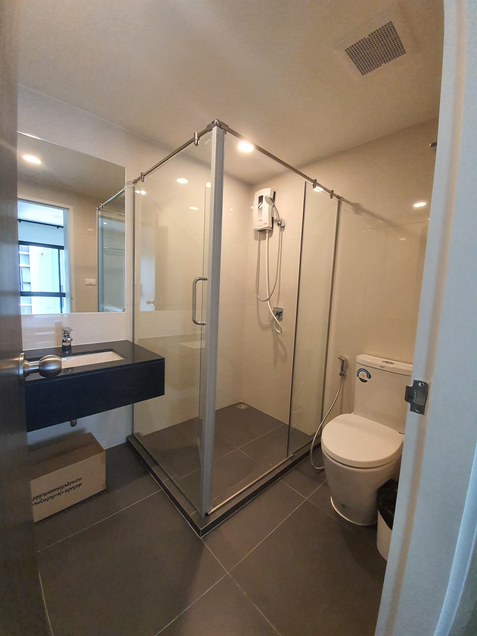 Low Rise โซนพื้นที่ BTSบางนา ให้เช่าห้องแบบ Studio 1ห้องน้ำ คอนโด Dolce lasalle (โดว์เช่ ลาซาล) ขนาดห้อง 26 ตรม. ชั้น 4