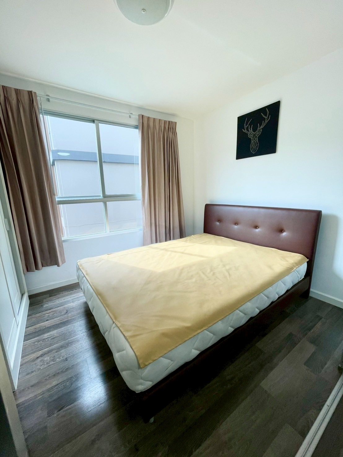 ให้เช่าคอนโด dBURA Pran Nok (ดีบุรา พรานนก) Low Rise โซนพื้นที่ MRT ไฟฉาย รพ.ศิริราช ห้องแบบ 1ห้องนอน 1ห้องน้ำ ขนาดห้อง 30 ตรม. ชั้น 11 ตึก B