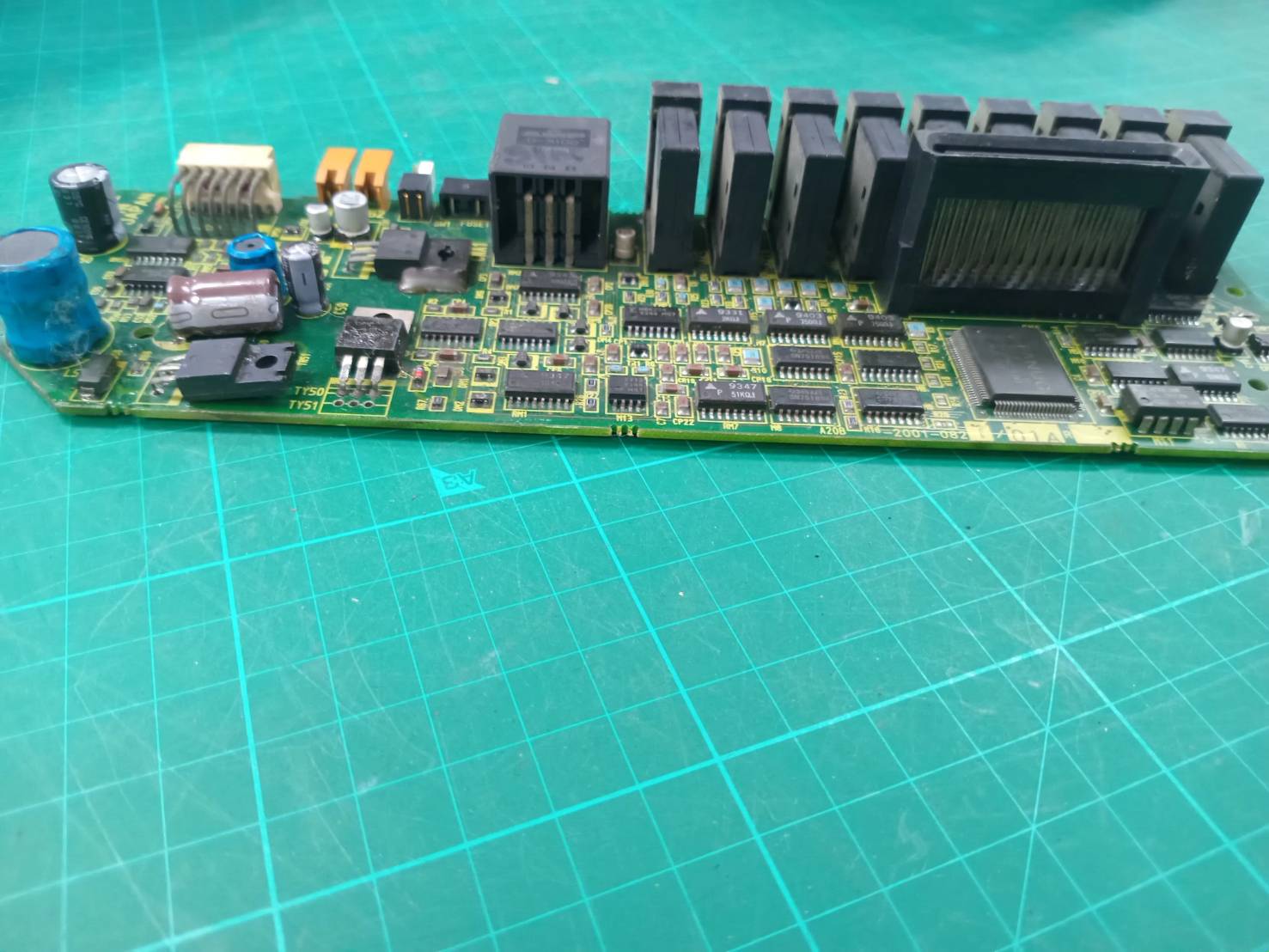 FANUC A20B-2001-0821