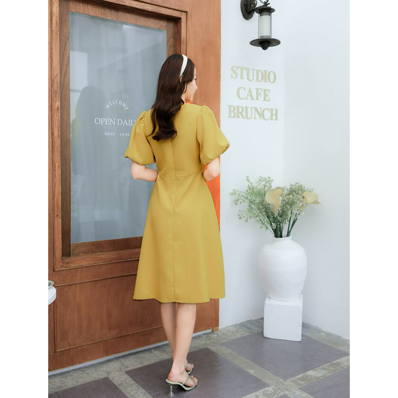 kudapy เดรสสั้นสีเหลือง/สีชมพู/สีกรม แขนตุ๊กตาผูกโบว์กระโปรงบาน ใส่สบายสวยดูดี