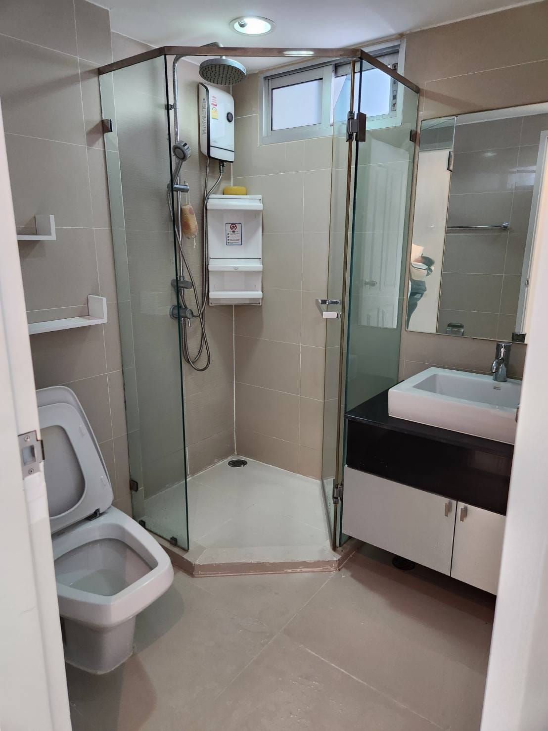 ปล่อยเช่าคอนโด เบล แกรนด์ พระราม 9 (Belle Grand Rama 9) - 2ห้องนอนหองกว้าง89ตรม.ชั้นสูงติดเซ็นทรัล - การเดินทาง: MRT พระราม 9 - 2ห้องนอน 1ห้องนั่งเล่น 2ห้องน้ำ