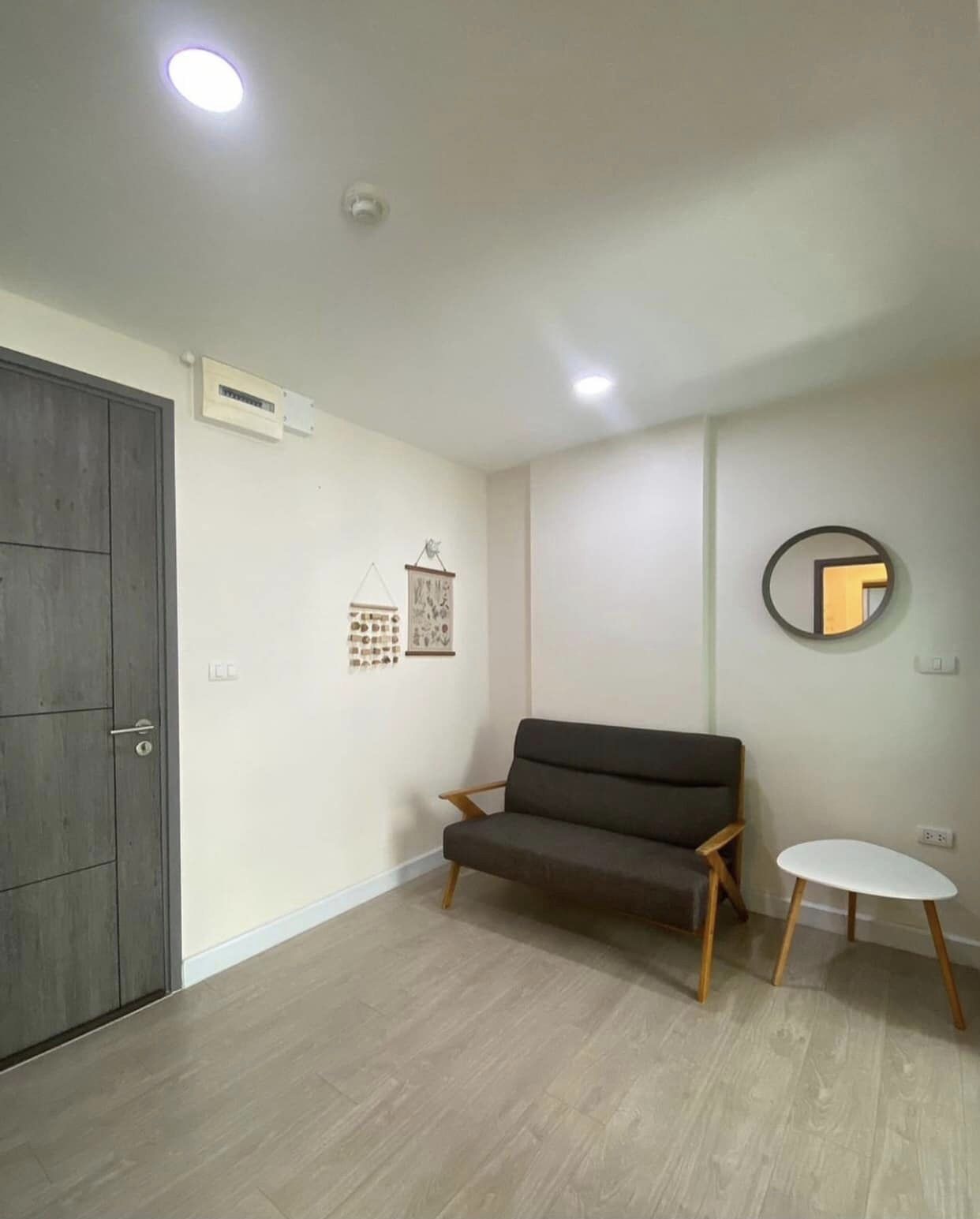 ปล่อยเช่าคอนโด Metro Luxe Rose Gold Phahol - Sutthisan (เมโทร ลักซ์ โรสโกลด์ พหล - สุทธิสาร) - ห้องแบ่งสัดส่วนชัดเจนเฟอร์เครื่องใช้ไฟฟ้าครบครั้น - การเดินทาง: BTS สะพานควายและMRสุทธิสาร