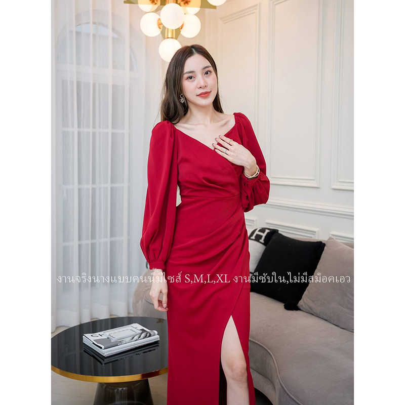 kudapy เดรสราตรีแขนยาวปาดคอวีสีแดง/สีเขียว/สีชมพู ผ่าสูงข้าง งานสวยคุ้มราคา ซิปหลังมีซับใน เริ่ดมากก