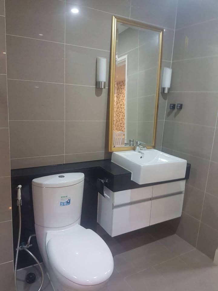 ให้เช่าห้องแบบ 1ห้องนอน 1ห้องน้ำ โซนพื้นที่ MRT ศูนย์วัฒนะธรรม คอนโด Supalai Wellington (ศุภาลัย เวลลิงตัน) High Rise ขนาดห้อง 47 ตรม. ชั้น 5 ตึก 8