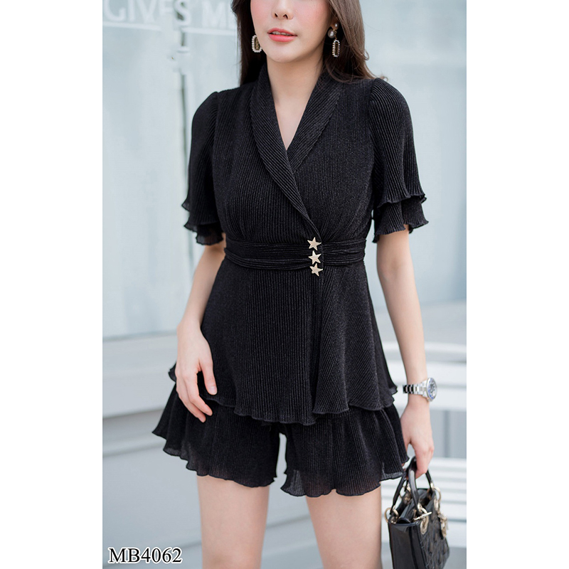 kudapy เซทแขนสั้น+-ขาสั้นผ้าพลีทสีแดง/สีม่วง/สีทอง/สีดำ/สีเขียว ใส่สบายผ้านุ้ม