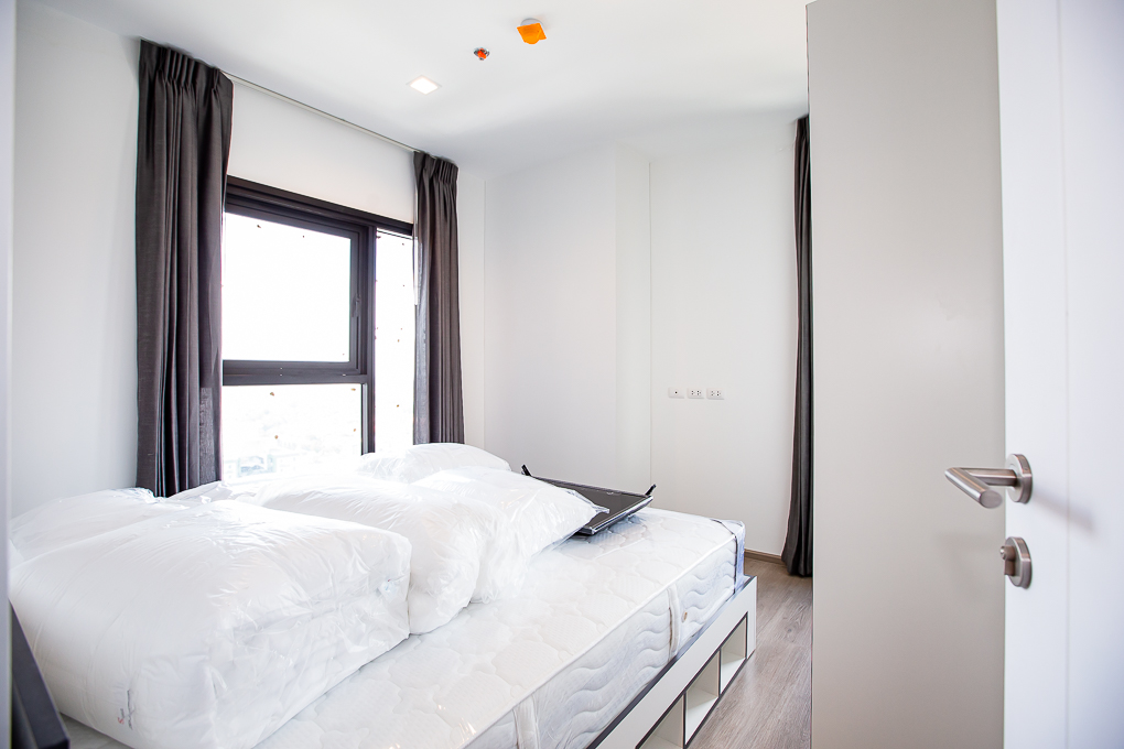 ให้เช่า The Base Phetkasem (เดอะเบส เพชรเกษม)2ห้องนอนชั้น26เครื่องใช้ไฟฟ้าครบ