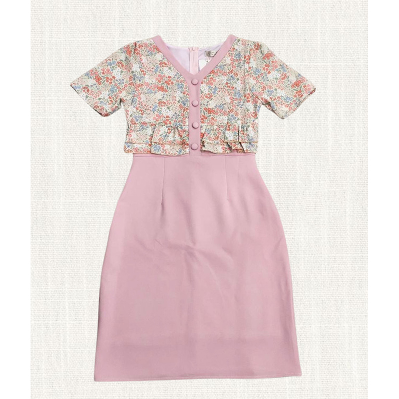 kudapy เดรสสั้นสีเขียว/สีชมพู/สีม่วง เดรสใส่ทำงานท่อนบนลายดอกมีกระดุมกลางอก