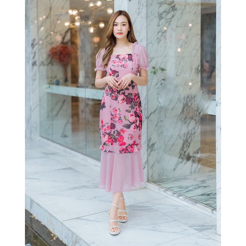 kudapy เดรสยาวสีชมพู/สีดำ แขนจั๊มลายกุหลาบชีฟอง ใส่ออกงานใส่เที่ยว เนื้อผ้าเบาสวยดูดีมากๆ