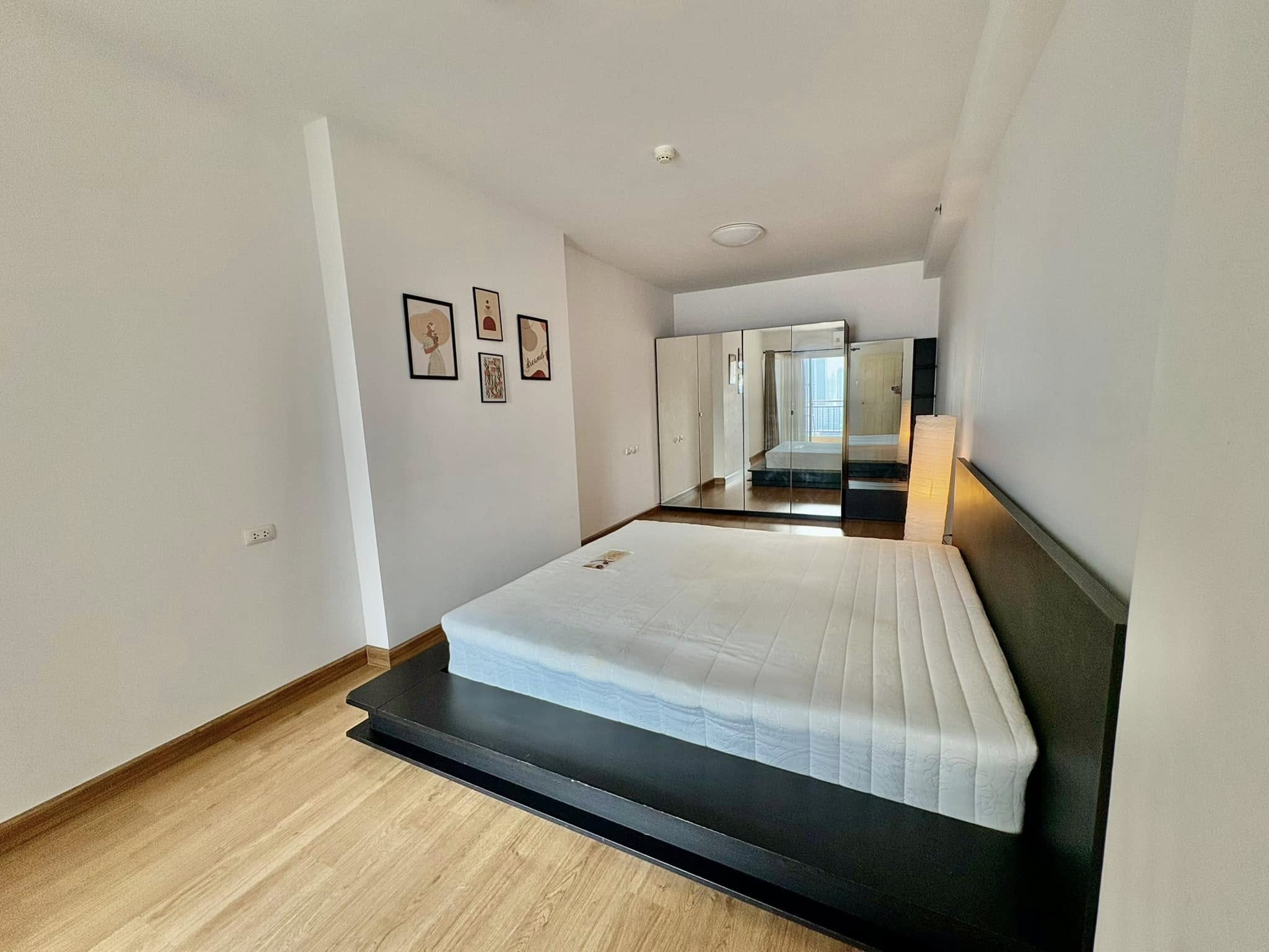 ให้เช่าคอนโด Supalai Park Ekkamai-Thonglor (ศุภาลัยปาร์ค เอกมัย-ทองหล่อ) - ห้องแบบ 1ห้องนอน 1ห้องน้ำ - ขนาดห้อง 55 ตรม. ชั้น 27