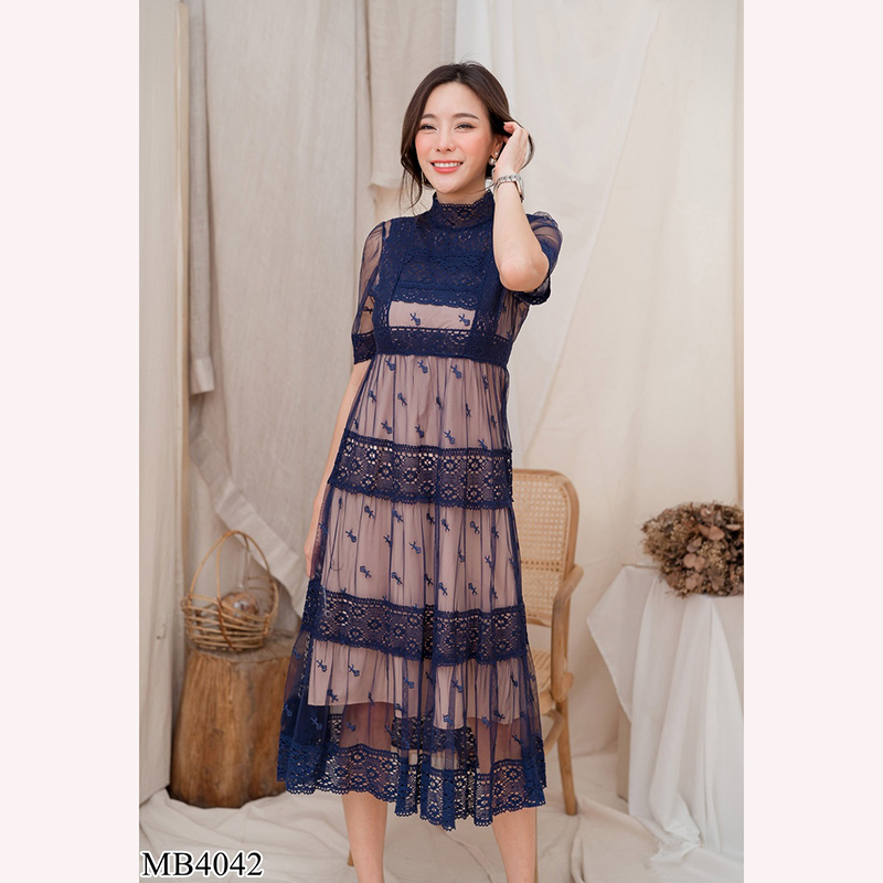 kudapy เดรสยาวสีแดง/สีกรม/สีชมพู/สีขาว ลูกไม้ตาข่ายสีสด ใส่สบายสวยดูดี