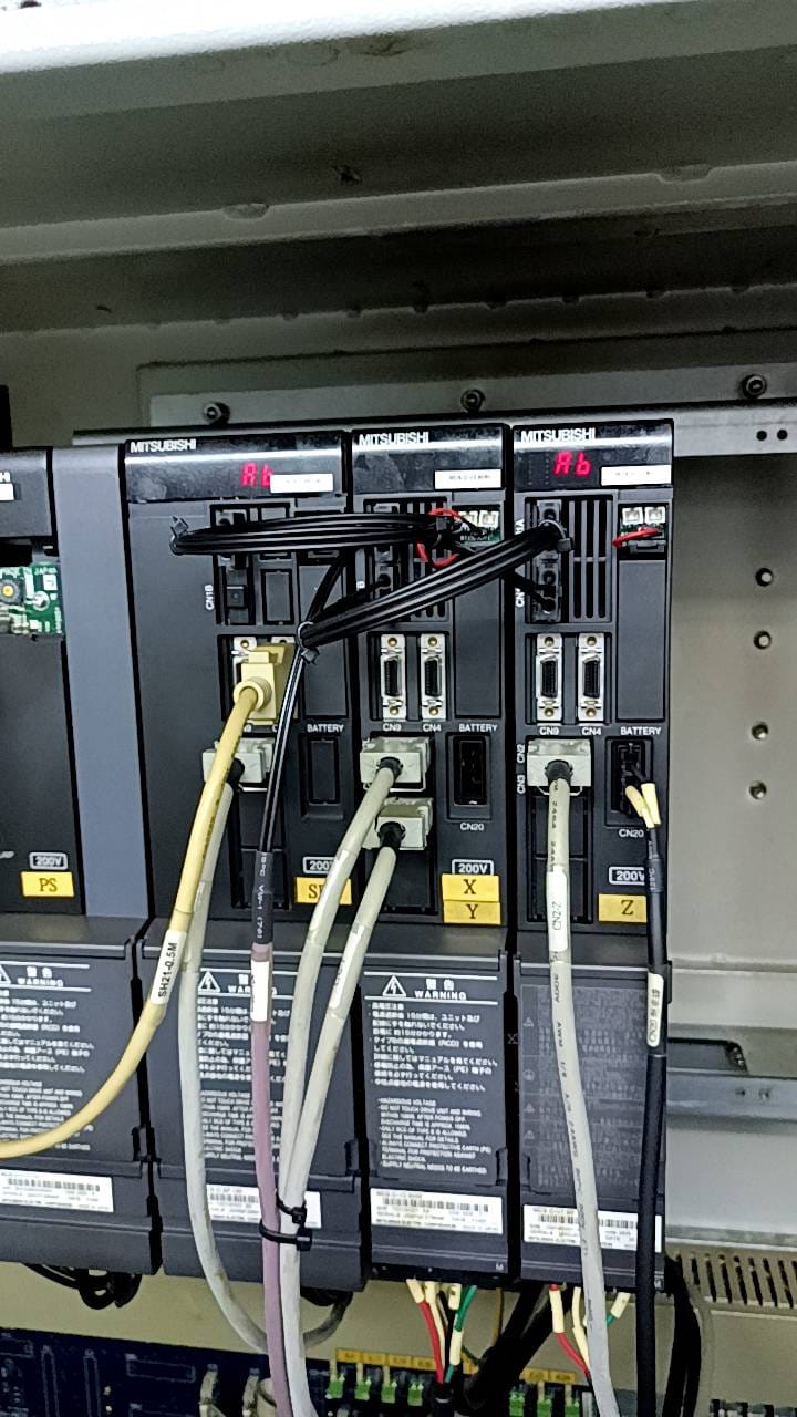 งานซ่อม SERVO DRIVE MITSUBISHI MDS-D-8080 และ MDS-D-V1-80