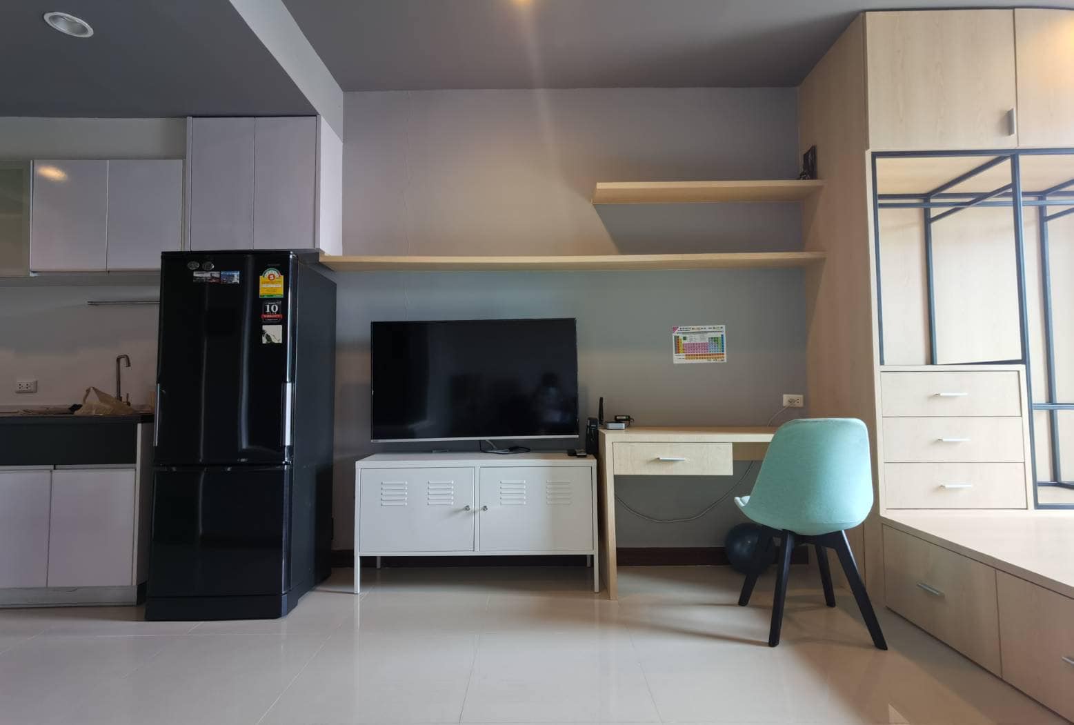 ปล่อยเช่า Supalai Premier @ Asoke (ศุภาลัย พรีเมียร์ แอท อโศก) - โซนพื้นที่ MRT เพชรบุรี Studio 1ห้องน้ำ - ขนาดห้อง 33.5 ตรม. ชั้น 29 - ให้เช่า 17,000 ต่อเดือน