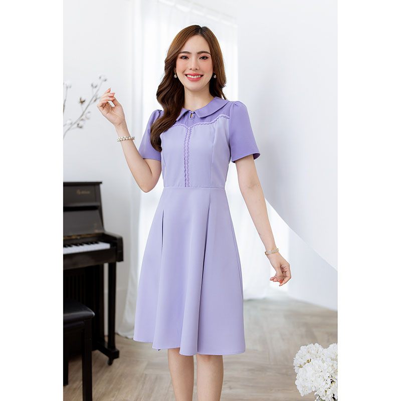 kudapy เดรสสั้นสีชมพูแดง/สีม่วง คอปกทูโทน สวยเก๋มากๆค่ะ ใช้ผ้าพื้นทูโทนตัดต่อกัน กระโปรงจับทวิสสวย มีดีเทลเคริฟช่วงอกแต่งด้วยเส้นตัวแต่งตัดสี