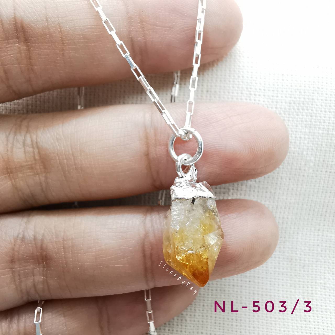 สร้อยคอเงินจี้หินซิทรินผลึกธรรมชาติ Citrine