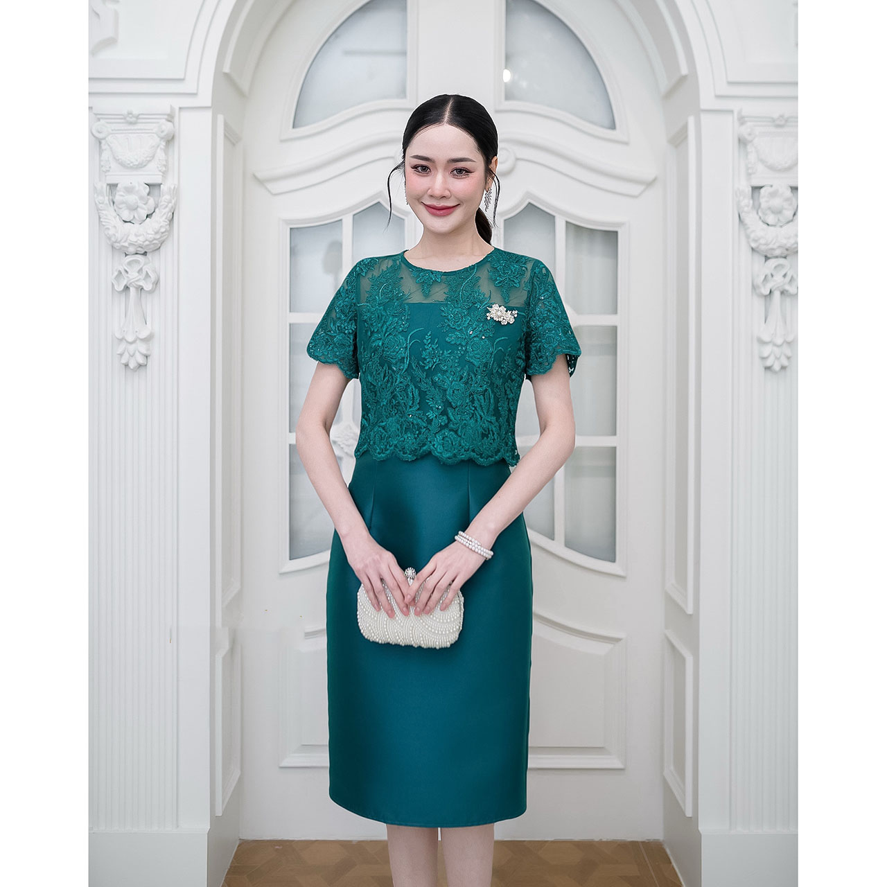 kudapy เดรสสั้นสีเขียว ผ้าไหม ผ้าลูกไม้ซีทรูผ้าเกรดพรีเมี่ยม ผ้าทอลายสวยมีเลื่อมวิบวับ มีซับใน ซิปด้านหลัง