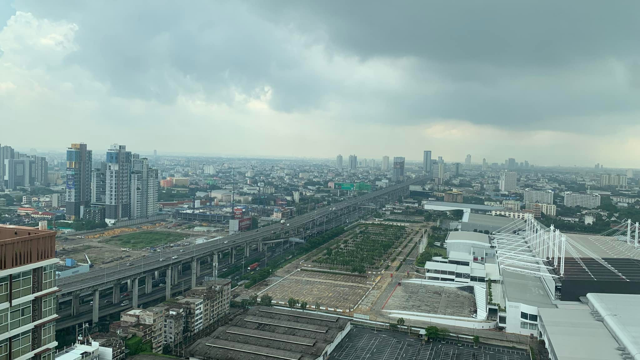 ให้เช่า The Coast Bangkok (เดอะ โคสต์ แบงค็อก) 3ห้องนอน ชั้น35 เฟอร์ครบ