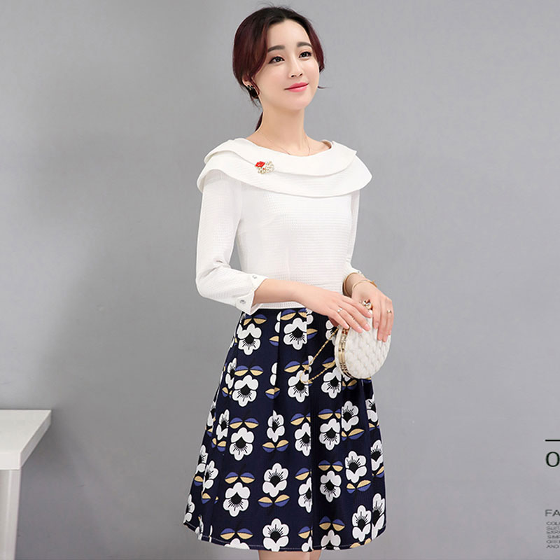 kudapy ชุดเดรสสีทูโทน เสื้อสีขาว กระโปรงสีน้ำเงิน ใส่ได้หลากหลายโอกาส XL