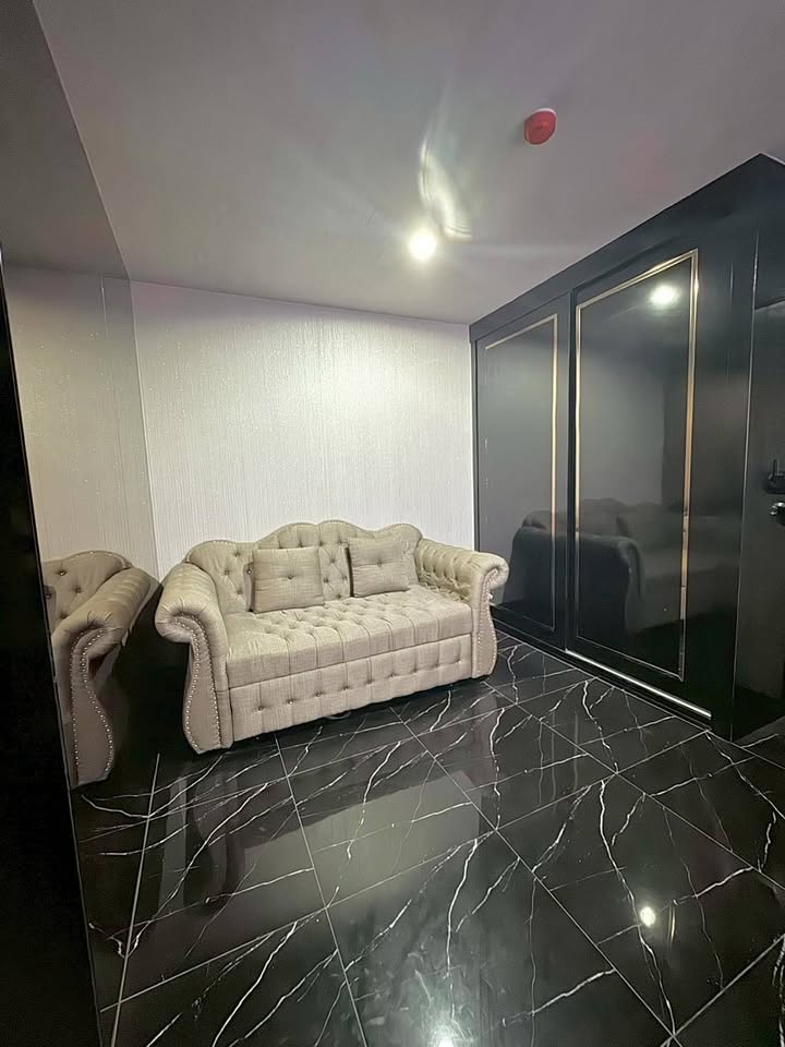 ขายห้องแต่งสวยคอนโด Reach Phahonyothin 52 (รีช พหลโยธิน 52) โซนพื้นที่ BTS สายหยุด ห้องแบบ 1ห้องนอน / 1ห้องน้ำ / โซนครัวปิด ขนาดห้อง 32 ตรม. ชั้น 5 ตึก F