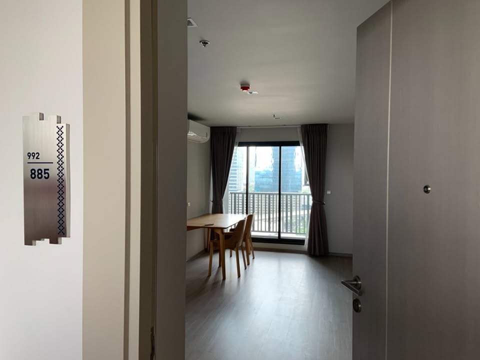 ให้เช่าห้องแบบ 2ห้องนอน 2ห้องน้ำ โซนพื้นที่ BTS ห้าแยกลาดพร้าว MRT พหลโยธิน คอนโด Life Ladprao (ไลฟ์ ลาดพร้าว) ขนาดห้อง 55 ตรม. ชั้น 17 ตึก B