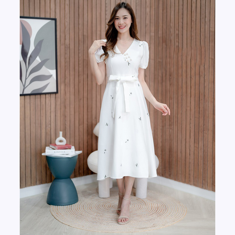 kudapy เดรสยาวสีขาว/สีชมพู แขนตุ๊กตาแต่งกระดุม