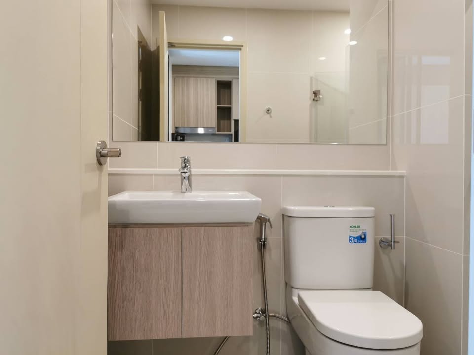 ปล่อยเช่า Life Rama 4 - Asoke (ไลฟ์ พระราม 4 - อโศก) - โซนพื้นที่ MRT ศูนย์การประชุมแห่งชาติสิริกิติ์ Studio 1ห้องน้ำ 1ครัว - ขนาดห้อง 26.5 ตรม. ชั้น 20 - ให้เช่า 20,000 ต่อเดือ