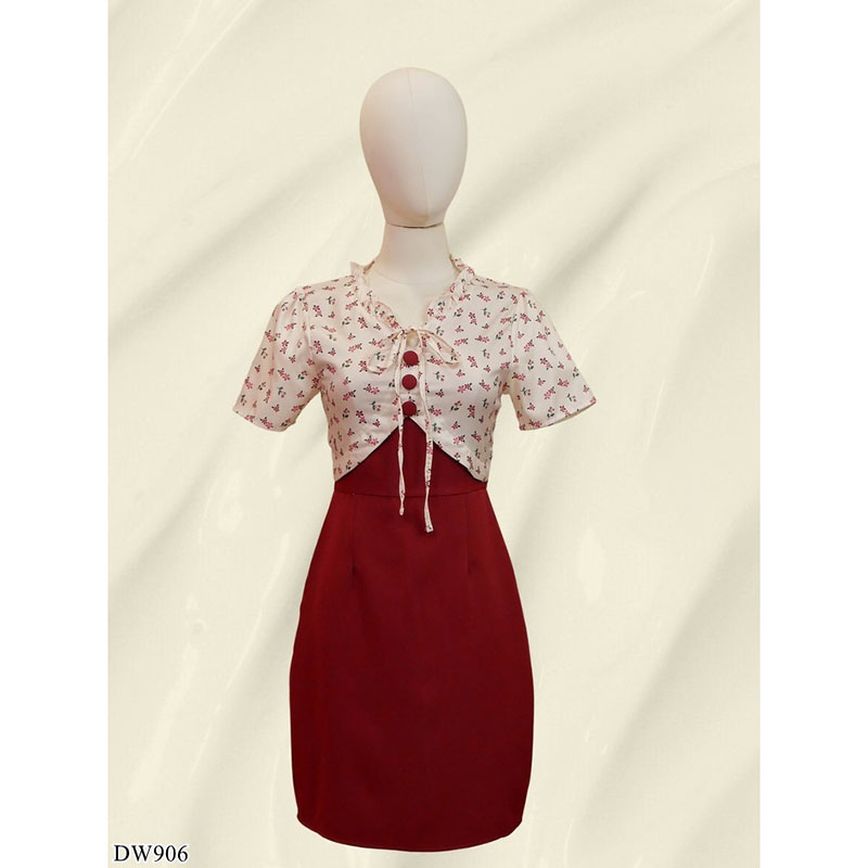 kudapy เดรสสั้นสีแดง ท่อนบนลายดอกแต่งโบว์ระบาย