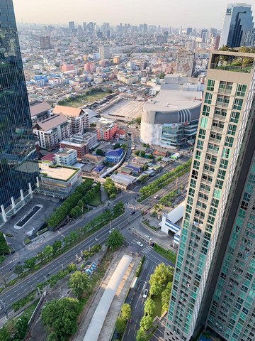 คอนโด Noble Revolve Ratchada 2 ให้เช่าชั้น36แต่งครบมีเครื่องซักผ้า