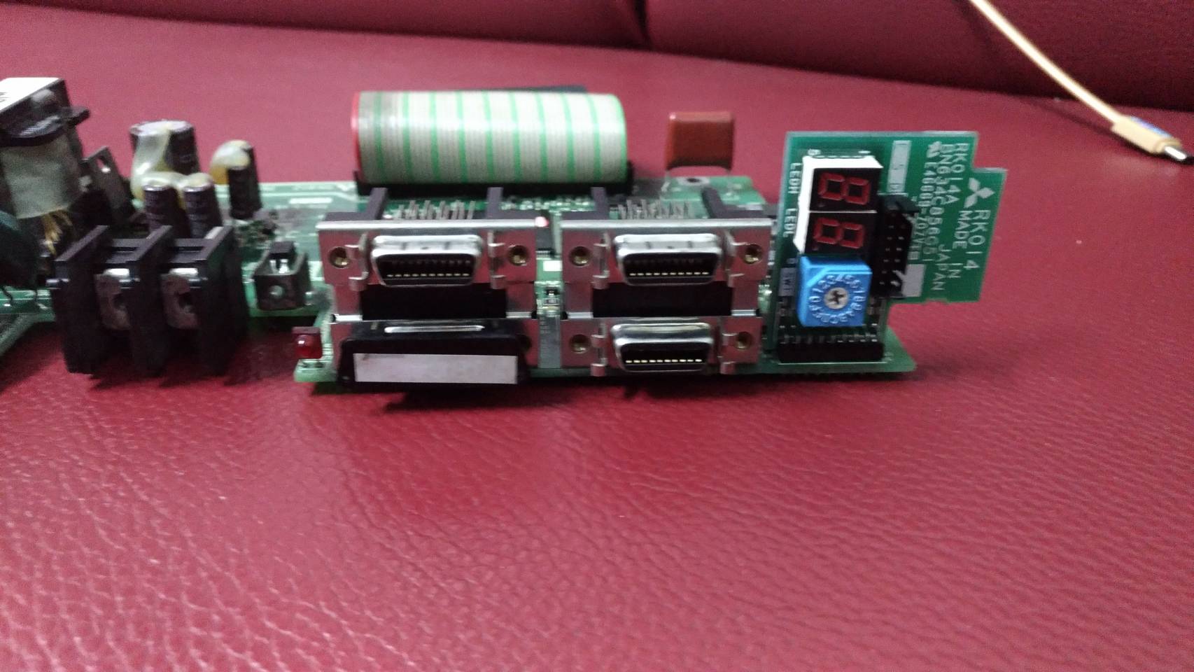 MITSUBICHI RK812 RK812A แผงหน้า SPINDLE SERVO DRIVE