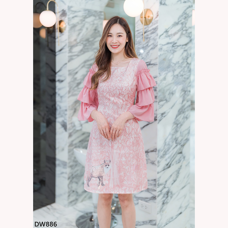 kudapy เดรสสั้นสีฟ้า/สีชมพู/สีน้ำตาล แขนระบายลายหมาป่าใส่สวยดูดีสบายตัว