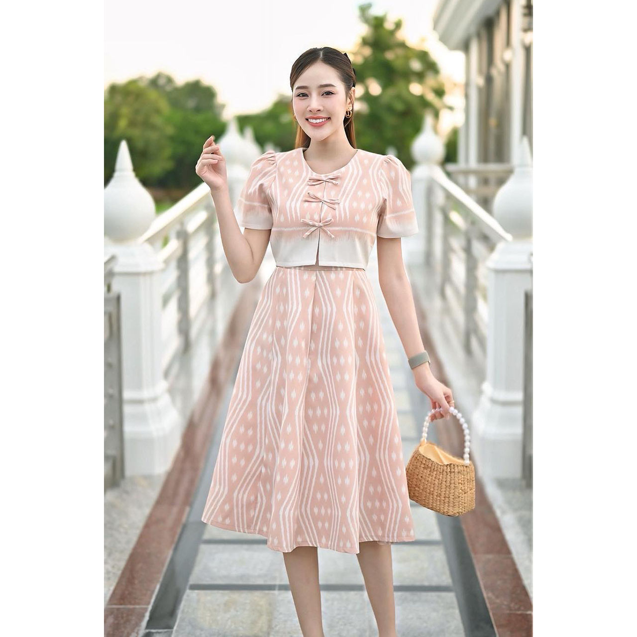 kudapy เดรสสั้นสีชมพูโอรส/สีฟ้าคราม เดรสผ้าไทย แขนสั้น ดีทิวโด่นเด่น ใส่ออกงานสวยดูดี