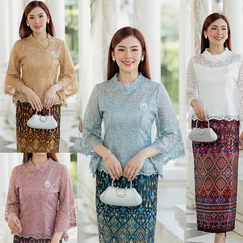 kudapy (เฉพาะเสื้อ) เสื้อลูกไม้สีฟ้า/สีส้มม่วง/สีทอง/สีขาว ตัวเสื้อใช้ผ้าลูกไม้ใยบวบเนื้อดีลายลูกไม้แน่นทั้งตัว ตัวเสื้อมาพร้อมซับในเนื้อดีในตัว