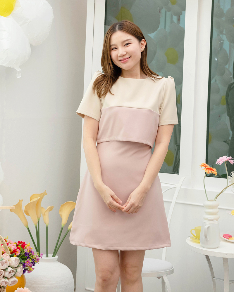 kudapy เดรสทรงเอแขนสั้นคอกลม ตัดต่อเล่นสีบ่าและแขน คู่สีทูโทนน่ารักมาก รูดไหล่ยกพองเบาๆเพิ่มความคิวท์