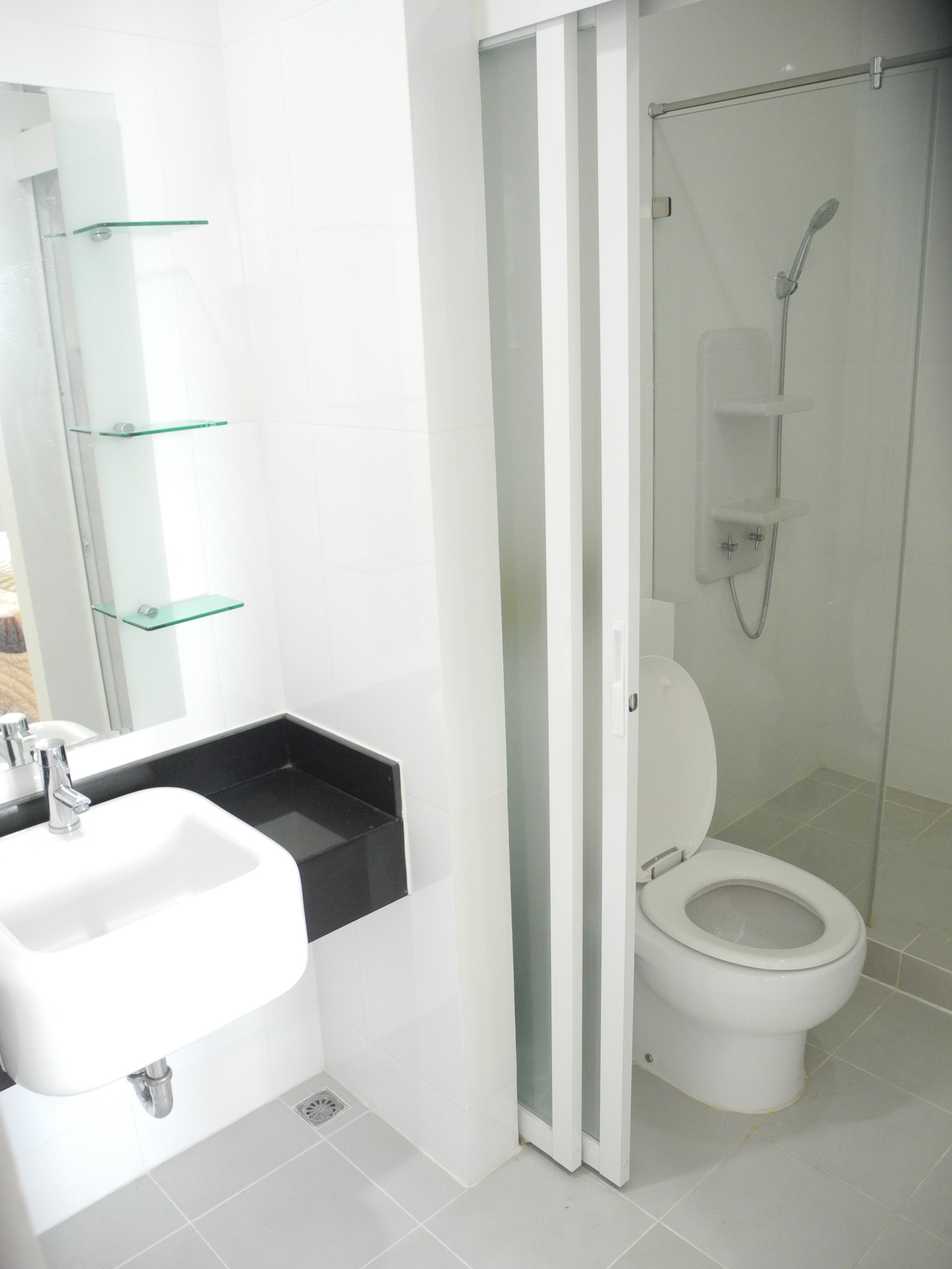 ให้เช่า Astro Chaeng Wattana (เอสโทร แจ้งวัฒนะ) ตกแต่งครบพร้อมอยู่ Line ID : Smile-easy