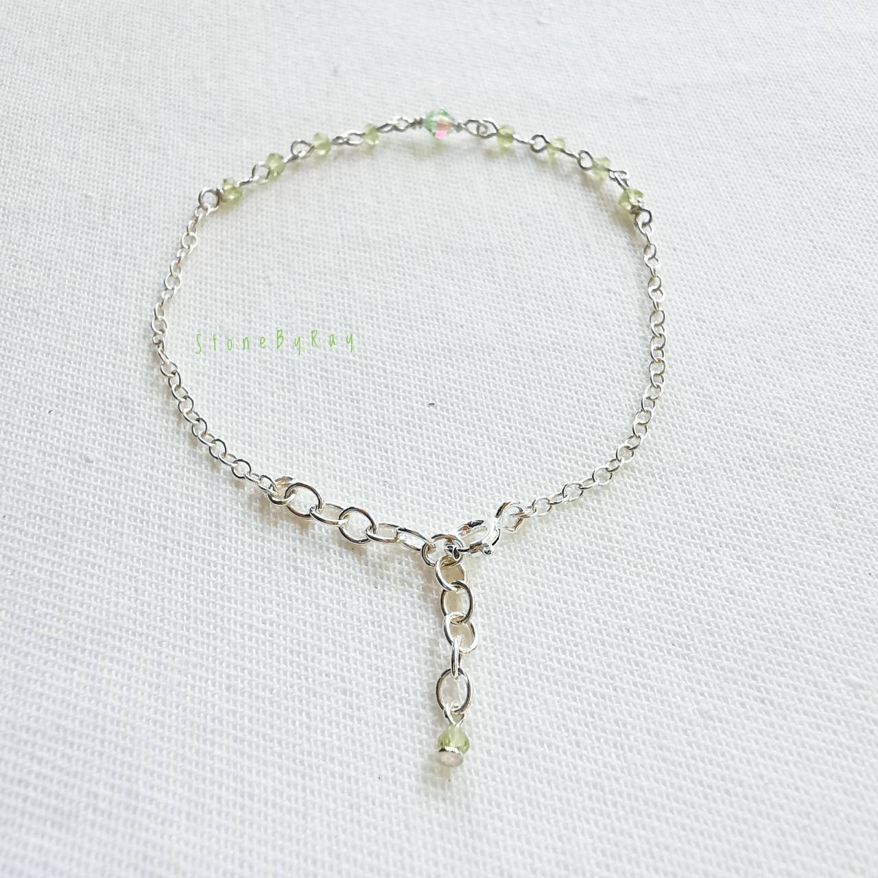 สร้อยข้อมือเงินพลอยเพอริดอท(Peridot)