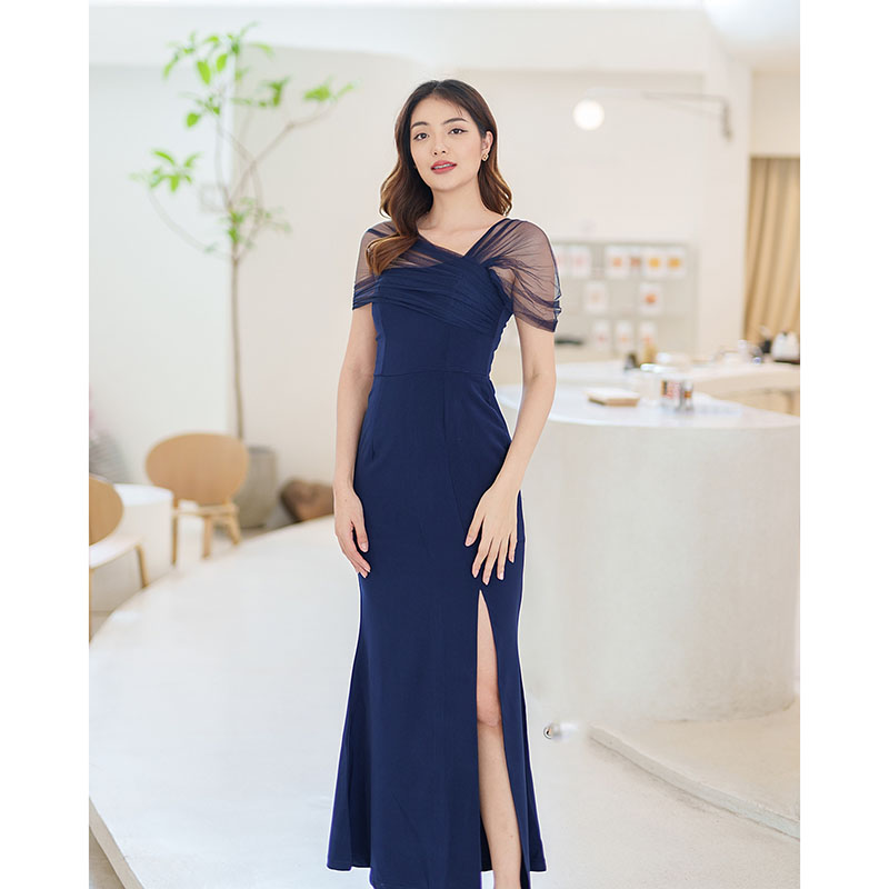 kudapy เดรสยาวสีน้ำตามอิฐ/ส้มอิฐ/สสีแดง/สีชมพู/สีกรม สไตล์เรียบหรูดูแพง ไหล่แต่งผ้าซีทรู กระโปรงยาวผ่าหน้า เหมาะสำหรับใส่เป็นชุดราตรี ชุดไปงานแต่งงาน ชุดเพื่อนเจ้าสาว